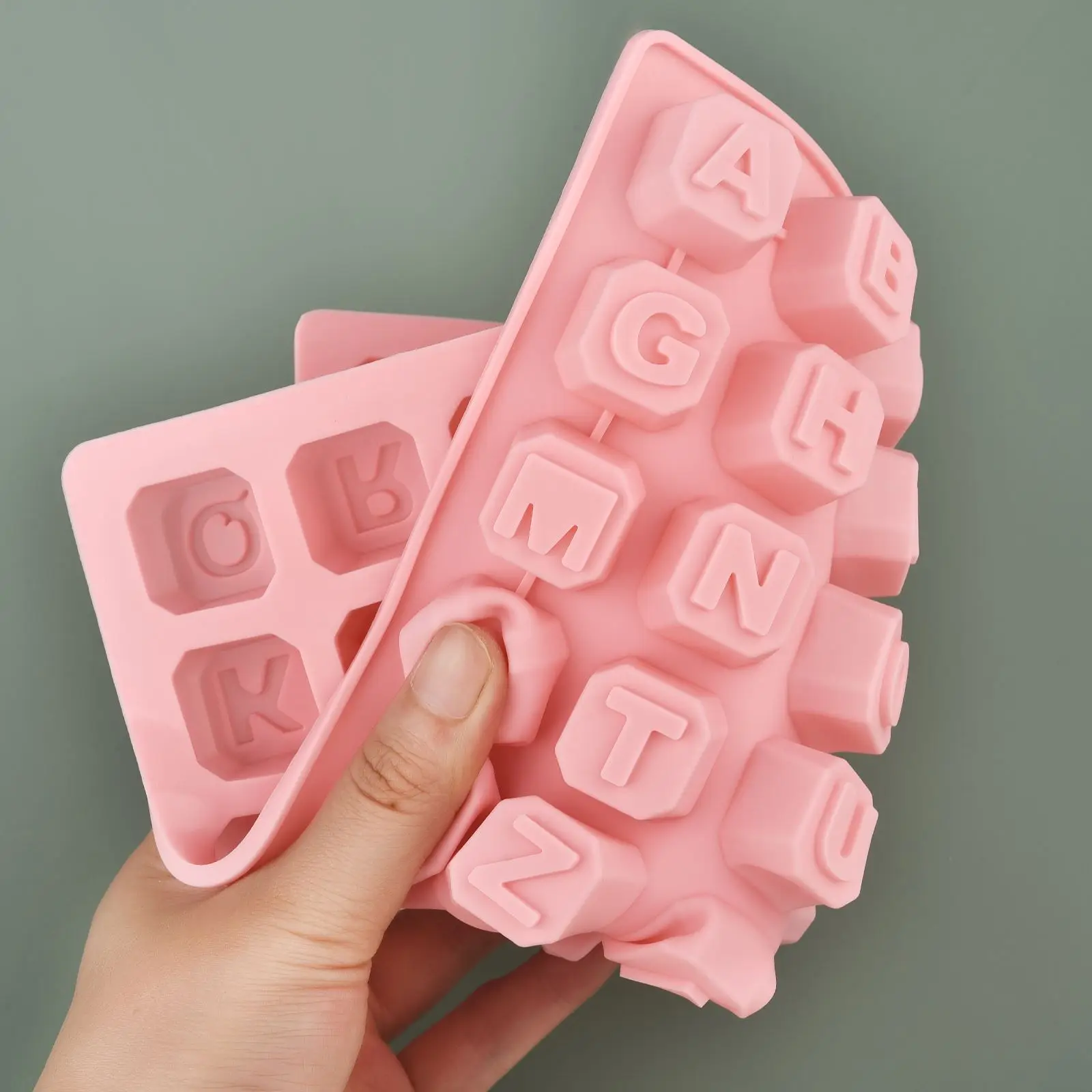 48 文字英語アルファベット文字シリコーン型石鹸型ケーキカッ - Soap Making Molds のレビューと価格